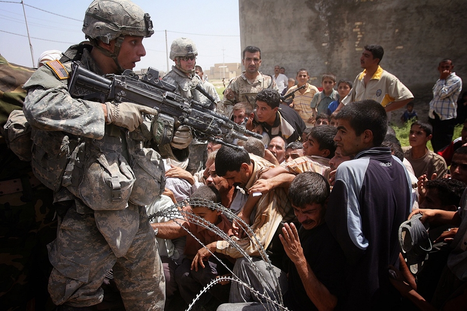 Amerikai katona iraki civilekkel