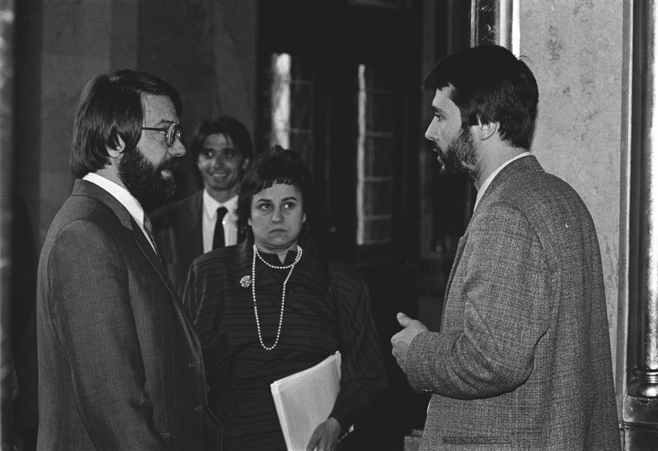 1990 - Kónya Imre és Kutrucz Katalin MDF-es képviselőkkel az Országházban